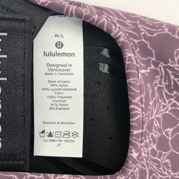 Lululemon Woman’s uplifting training gloves - Picture 7 of 7